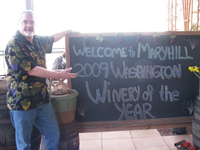 Kit congratulates Maryhill Winery on their selection as Washington Winery of the Year 2009!
