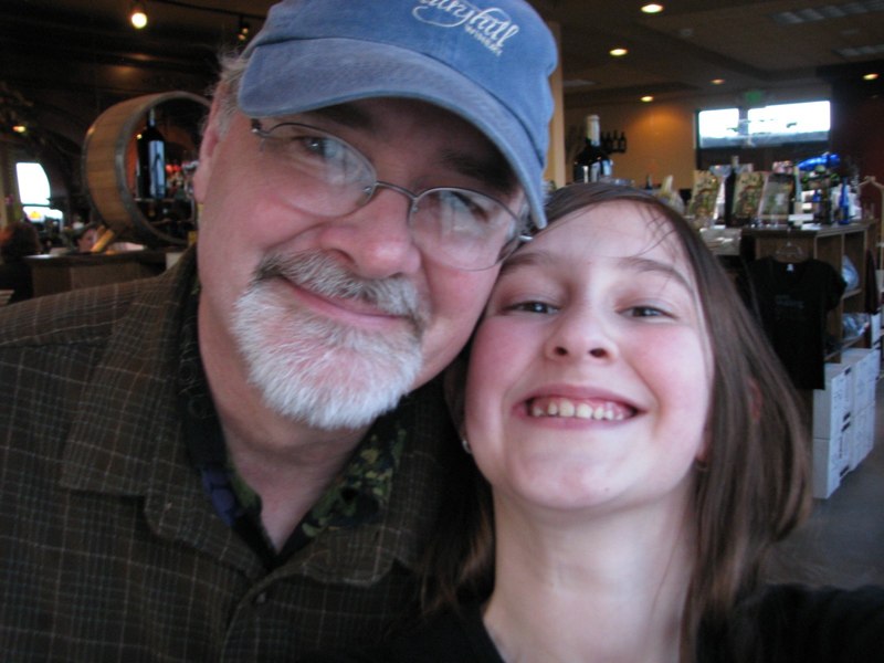 ...ahh, family! Uncle Kit and Neice Megan enjoy a rare visit. Sweet!